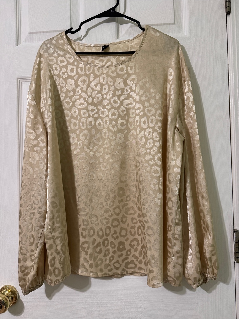 SHEIN Champagne Leopard Jacquard Long-Sleeve Top- curve 1XL